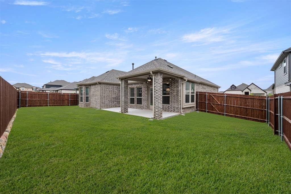 6716 Rosby Avenue, Fort Worth, TX 76123