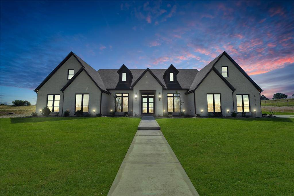 621 Hondo Crossing, Weatherford, TX 76087
