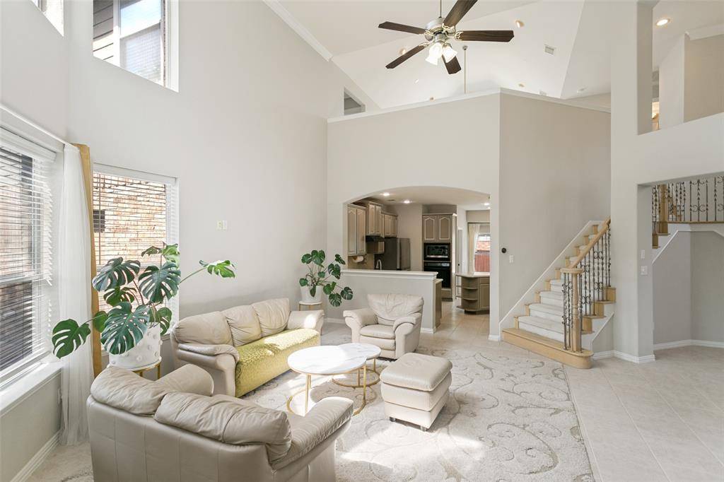 2328 Mesa Oak Trail, Plano, TX 75025
