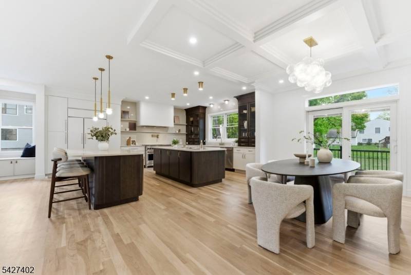 43 Orchard Rd, Florham Park Boro, NJ 07932