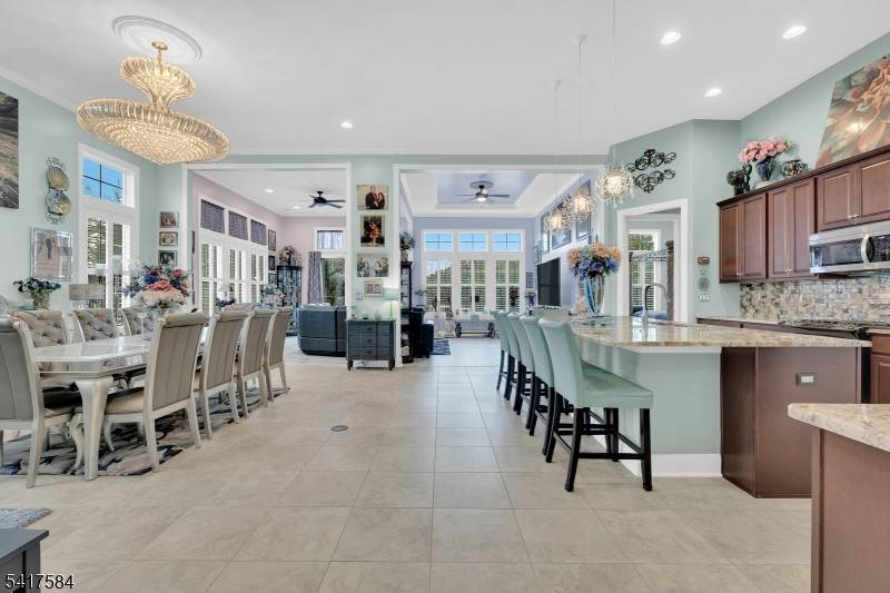 4 Citadel Cir, Monroe Twp., NJ 08831