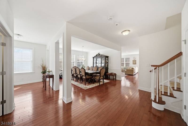 8 Park Pl, Mountain Lakes Boro, NJ 07046