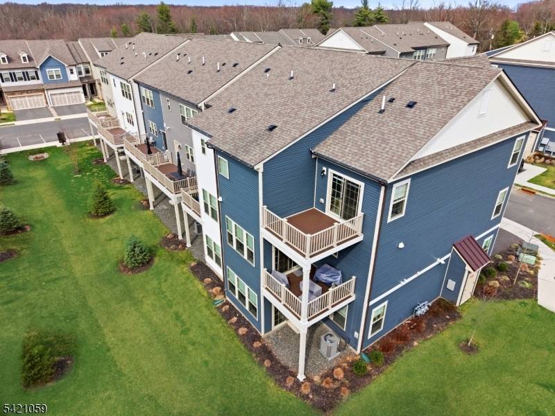 12 Marigold Ct, Warren Twp., NJ 07059