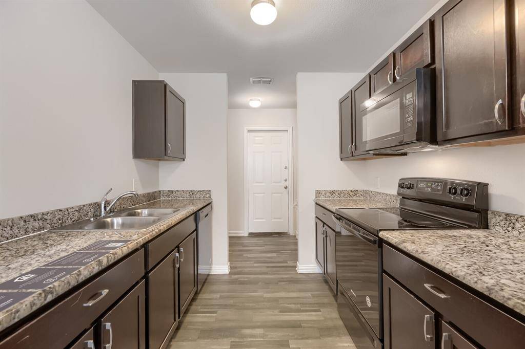 2105 Langford Street, Greenville, TX 75401