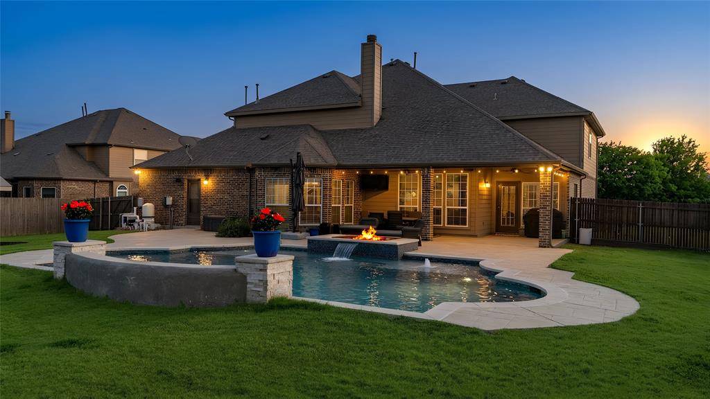 1424 Fence Post Drive, Fort Worth, TX 76052