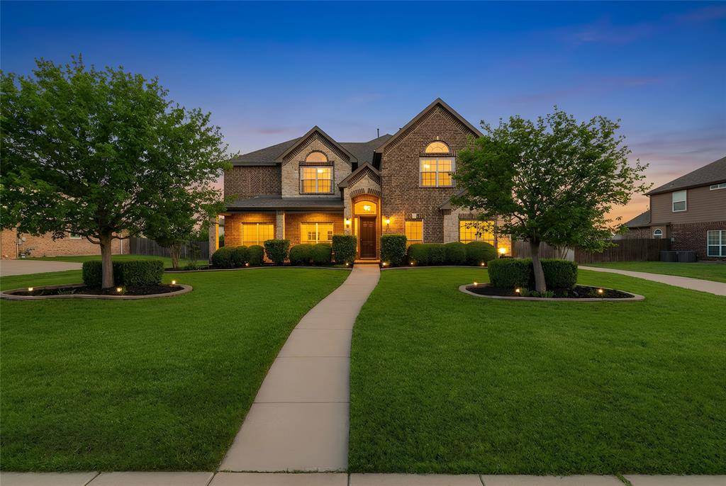 1424 Fence Post Drive, Fort Worth, TX 76052