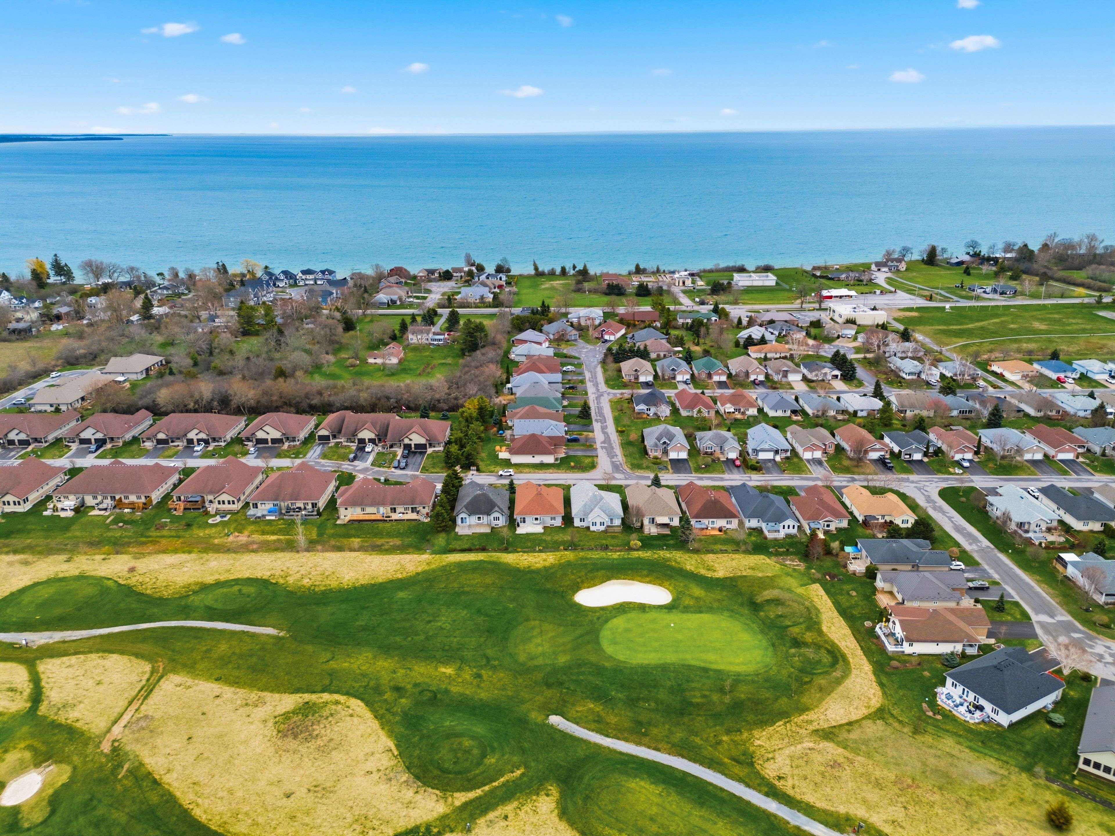43 Aletha DR N, Prince Edward County, ON K0K 3L0