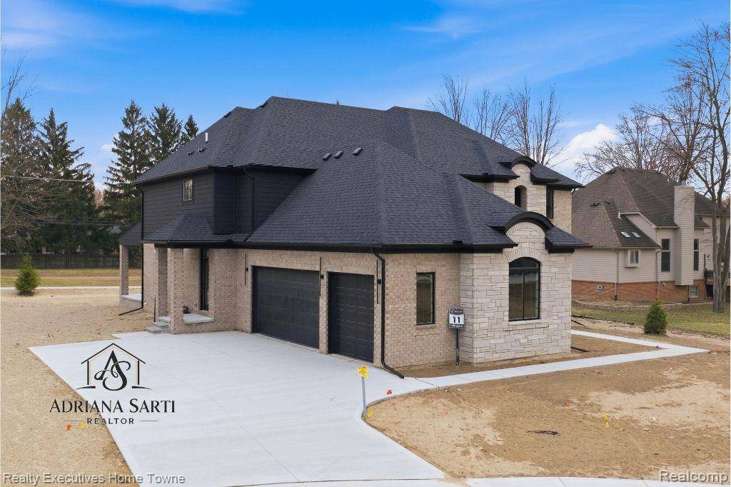 11982 Encore CT, Shelby Charter Township, MI 48315