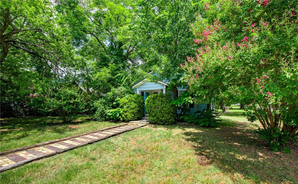 1619 McCormick Street, Denton, TX 76205