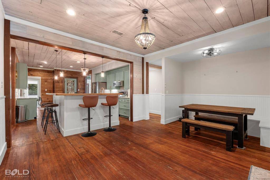 2884 Lakewood Drive, Shreveport, LA 71107