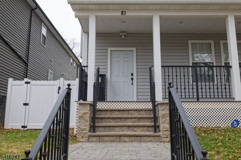 81 N Grove St, East Orange City, NJ 07017