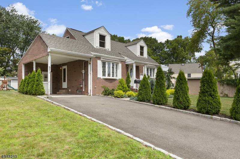 571 Orchard St, Rahway City, NJ 07065