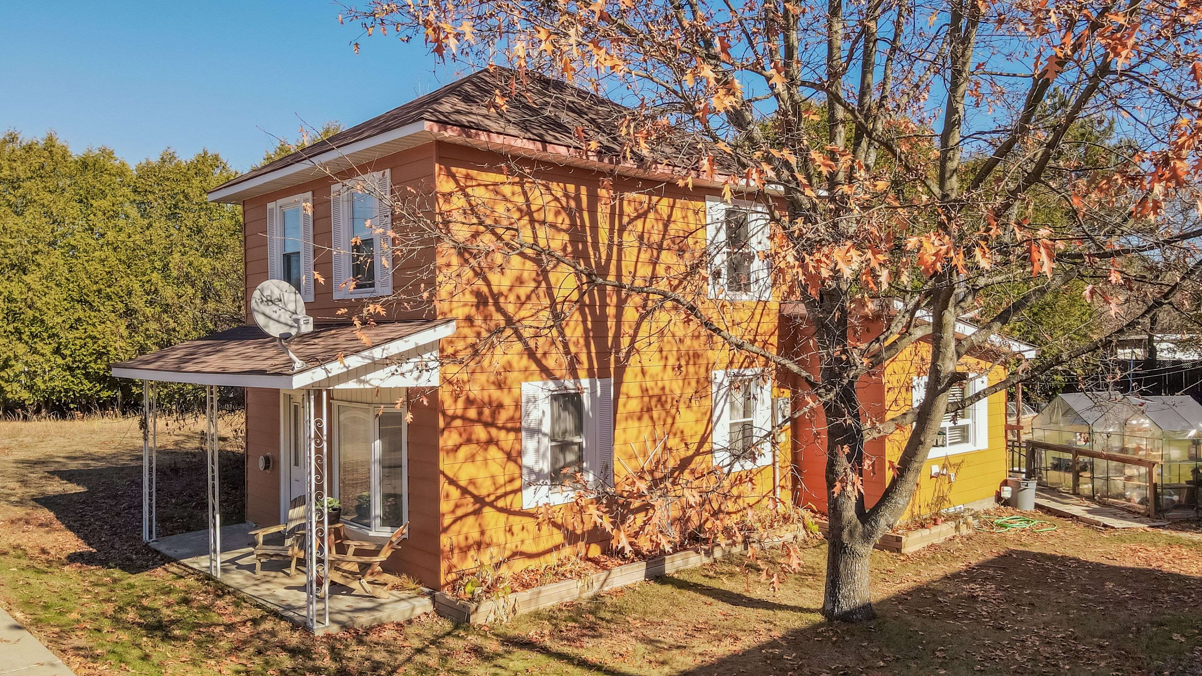 28 Paugh Lake RD, Madawaska Valley, ON K0J 1B0