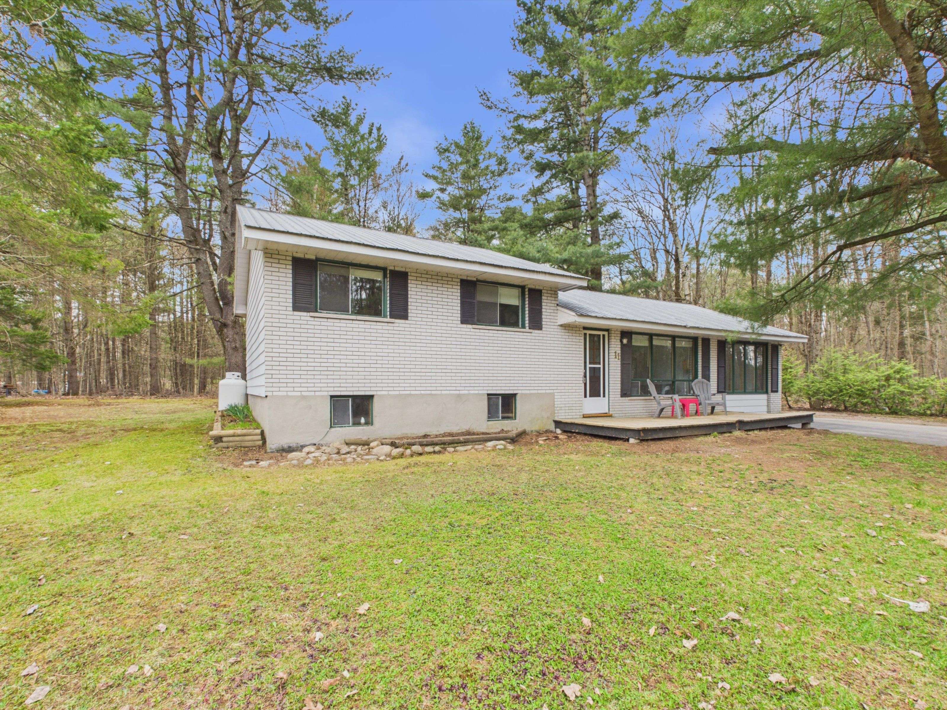 11 Beacon LN, Bracebridge, ON P1L 1L6