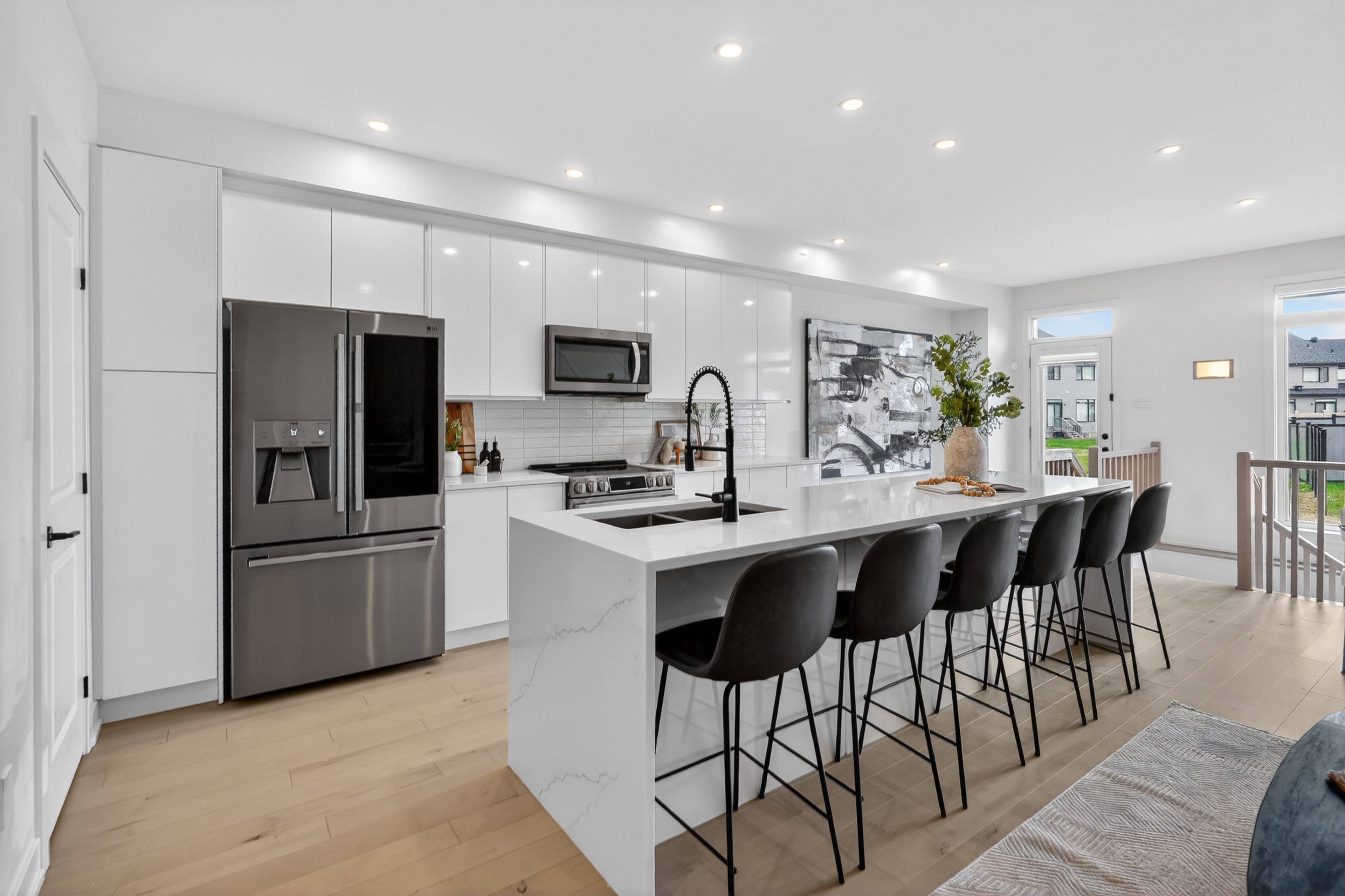 528 Corretto PL, Barrhaven, ON K2J 6Z1
