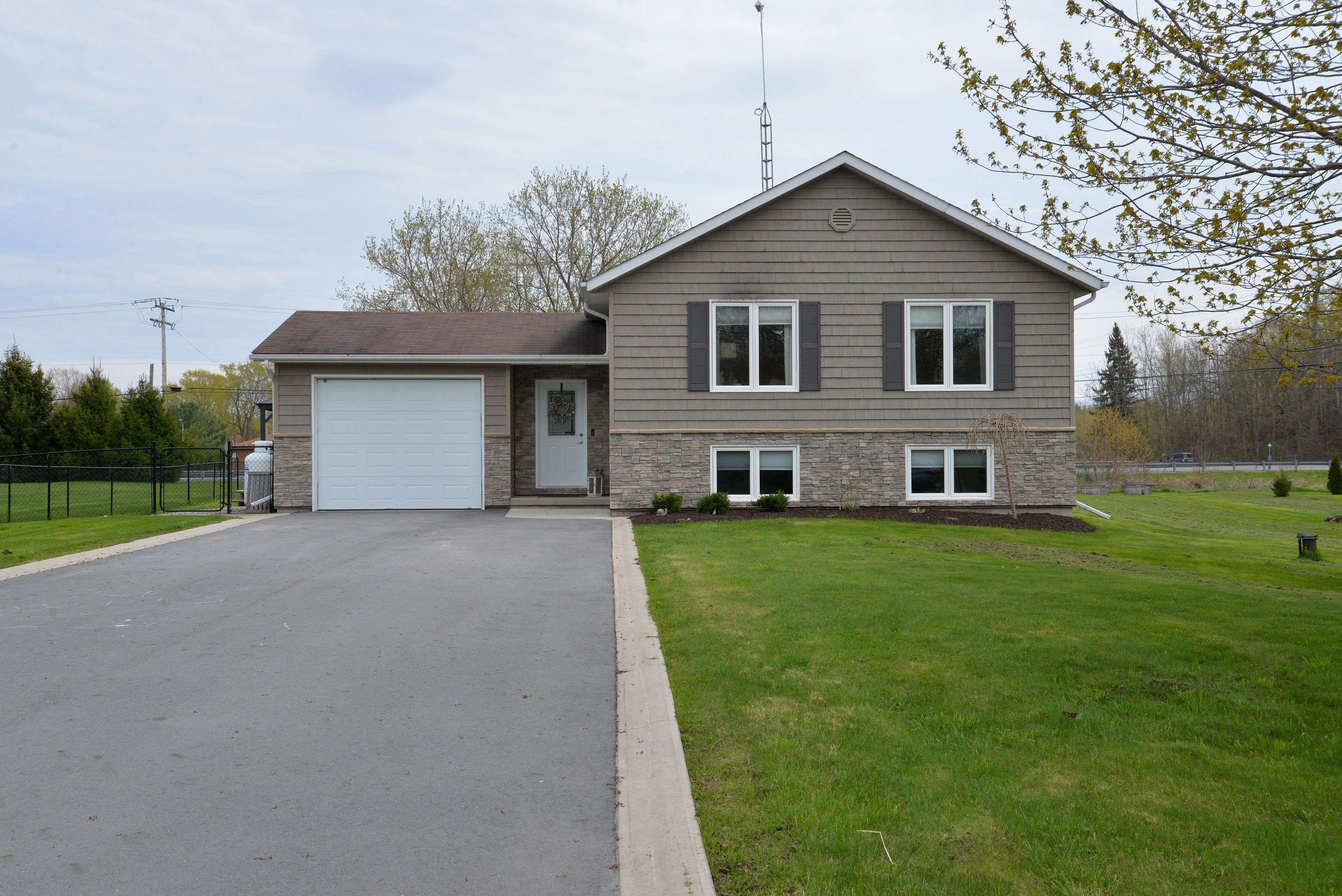 4153 Mangan BLVD, Kingston, ON K0H 2N0