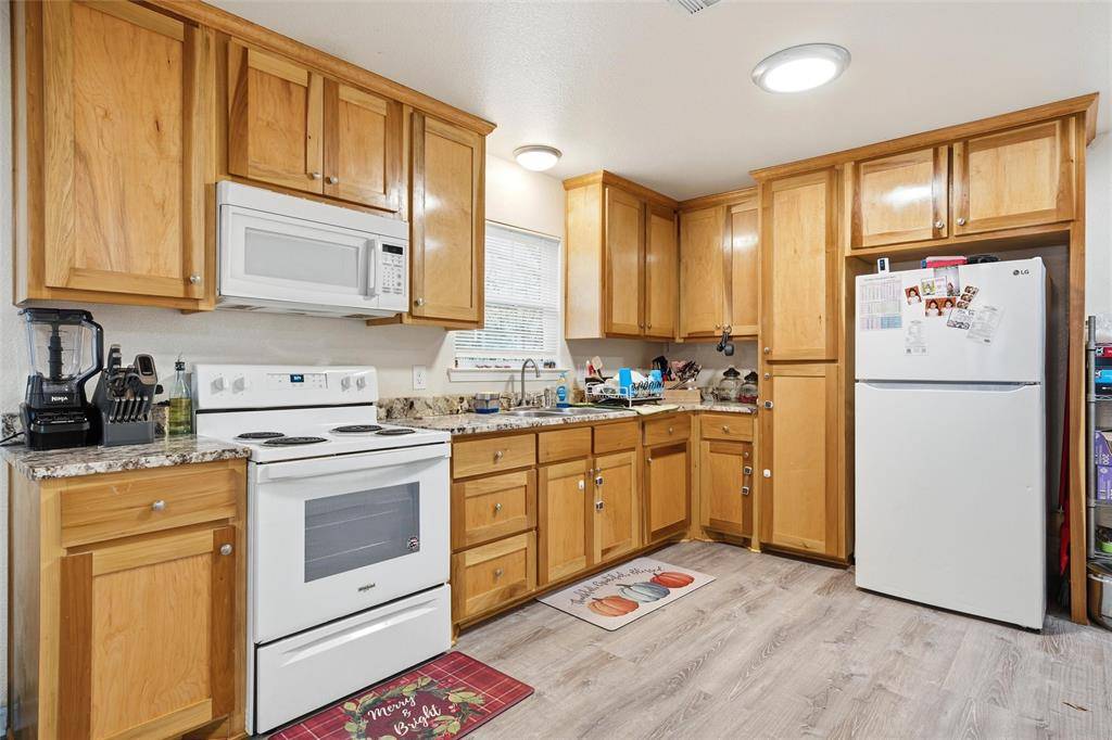 1011-1013 La Clede Street, Bellmead, TX 76705
