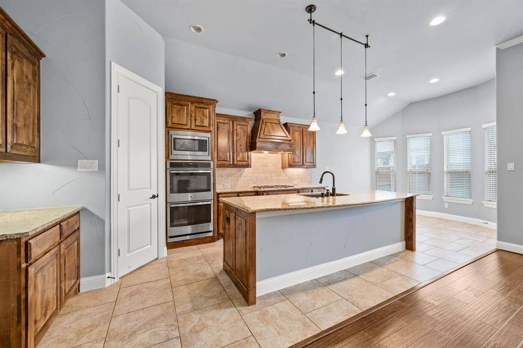 2833 Exeter Drive, Trophy Club, TX 76262