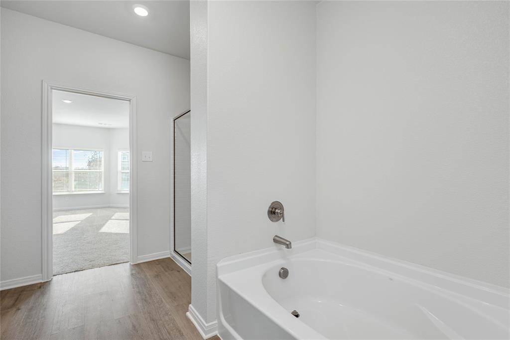 937 Cawthorne Trail, Fort Worth, TX 76108