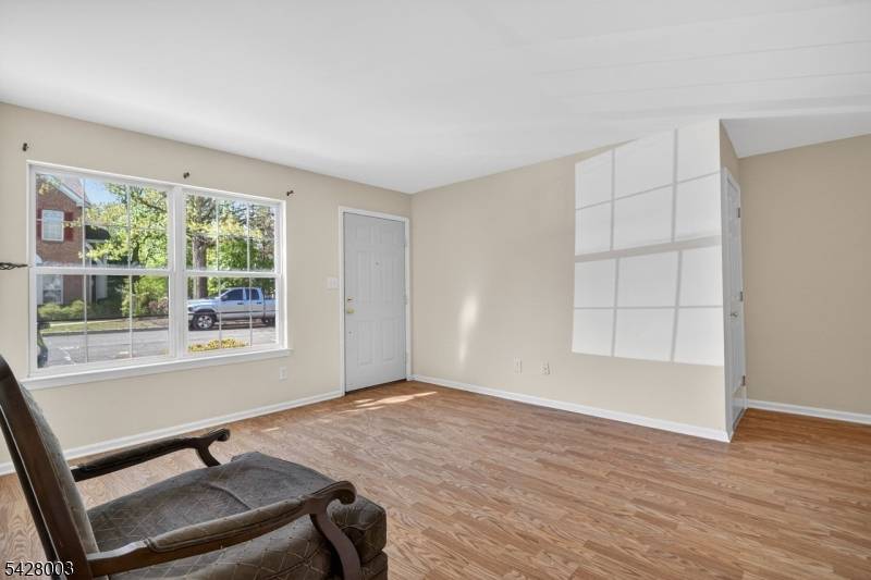 46 Stillwell Ct, Bridgewater Twp., NJ 08807