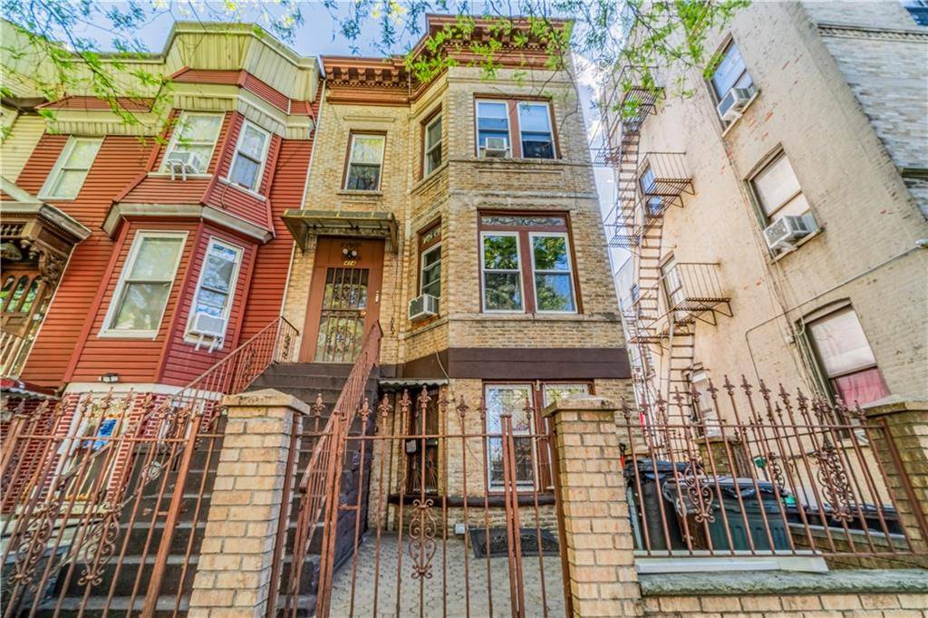 414 48th ST, Brooklyn, NY 11220