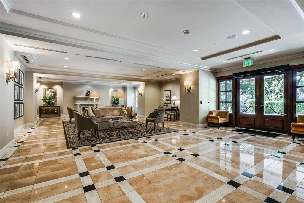 4242 Lomo Alto Drive #N56, Highland Park, TX 75219