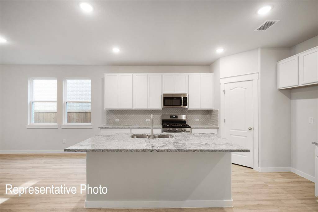 3919 Sky Drive, Sherman, TX 75090