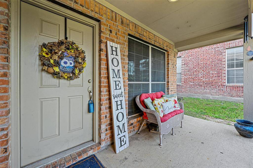 3505 Versante Drive, Bedford, TX 76021