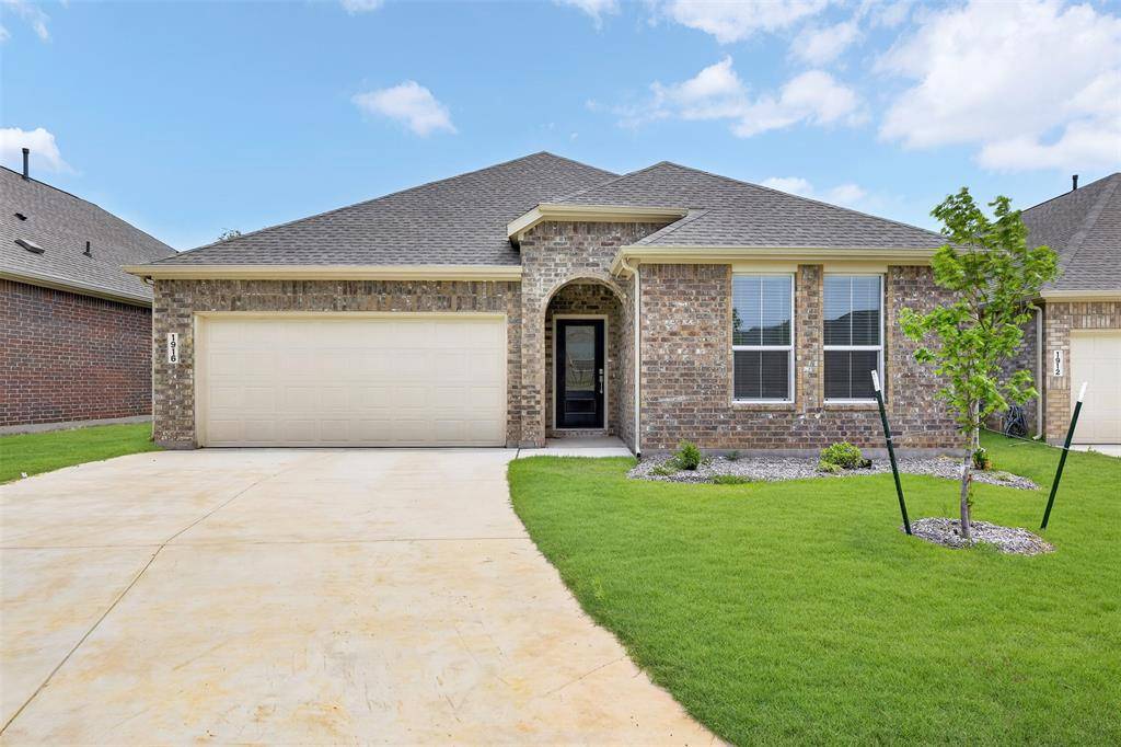 1916 Monchino Place, Providence Village, TX 76227
