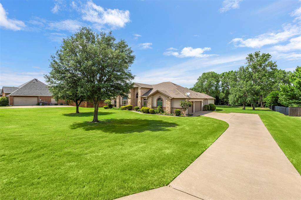 6831 Brooke Boulevard, Midlothian, TX 76065