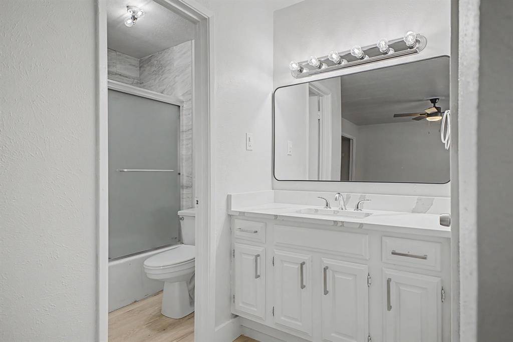 8095 Meadow Road #236, Dallas, TX 75231