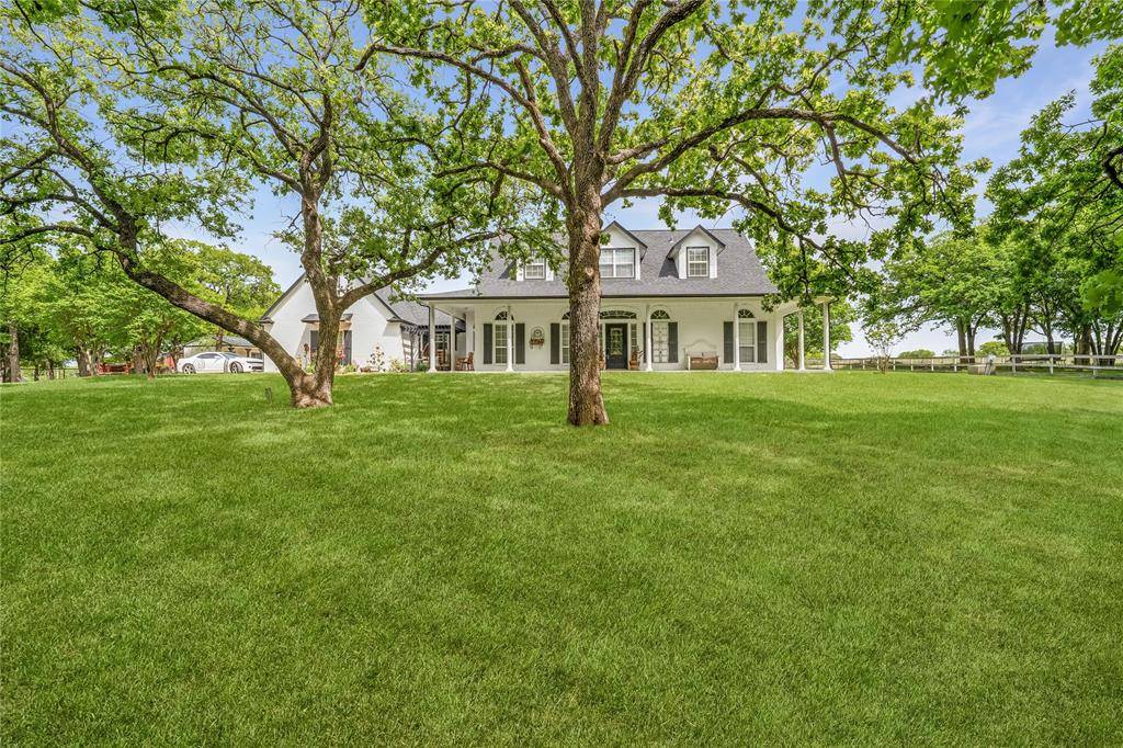 192 County Road 3133, Decatur, TX 76234