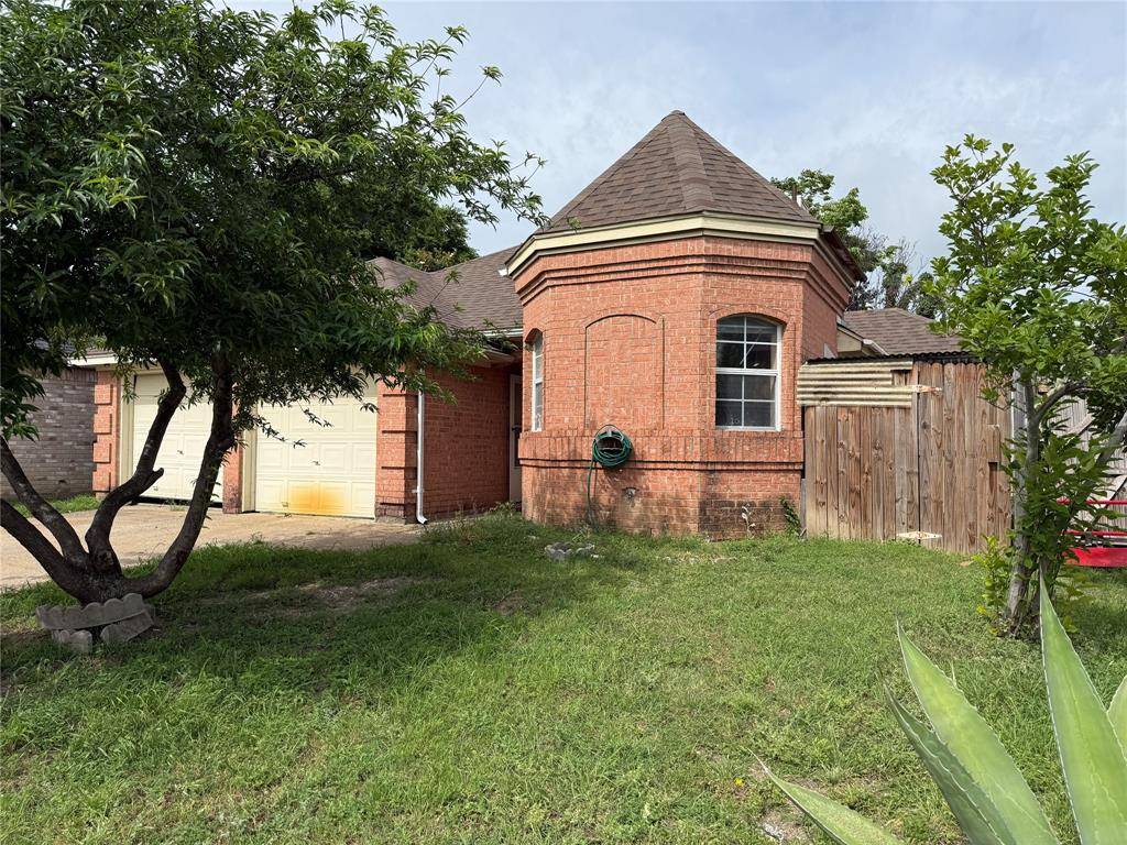 3232 Rosebank Drive, Dallas, TX 75228