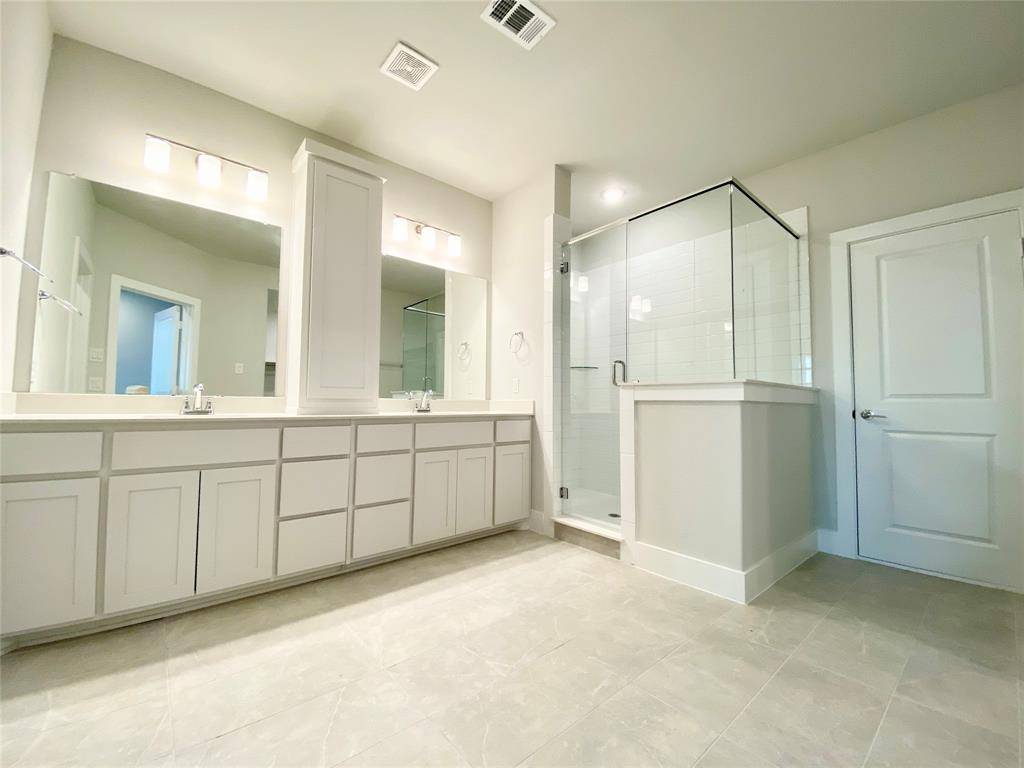 8210 Manoa Drive, Dallas, TX 75231