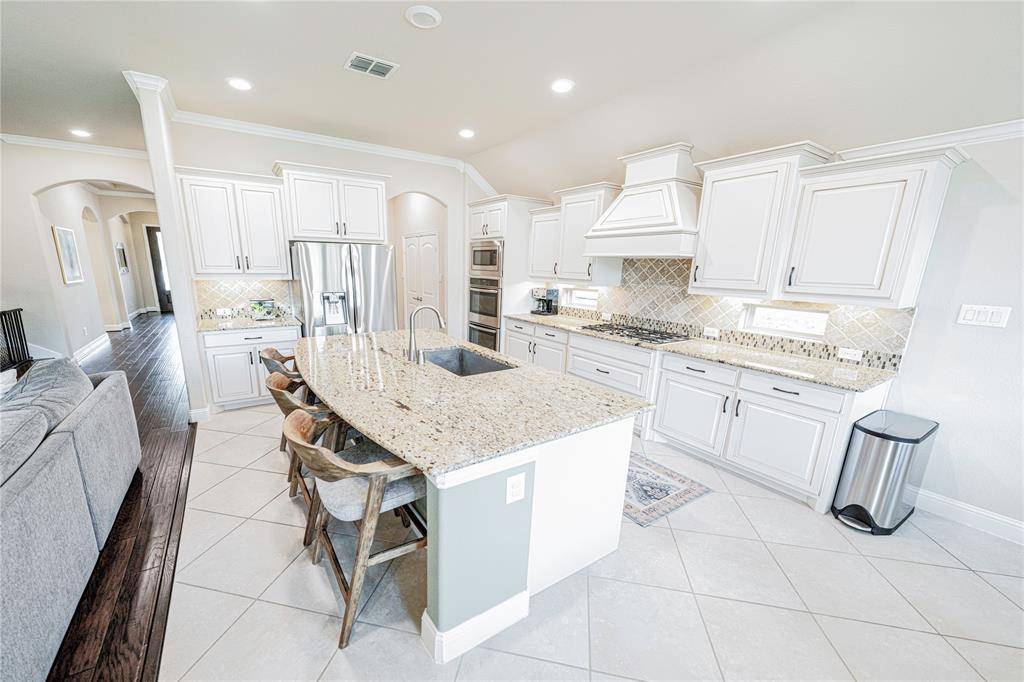 2724 Driftwood Creek Trail, Celina, TX 75078