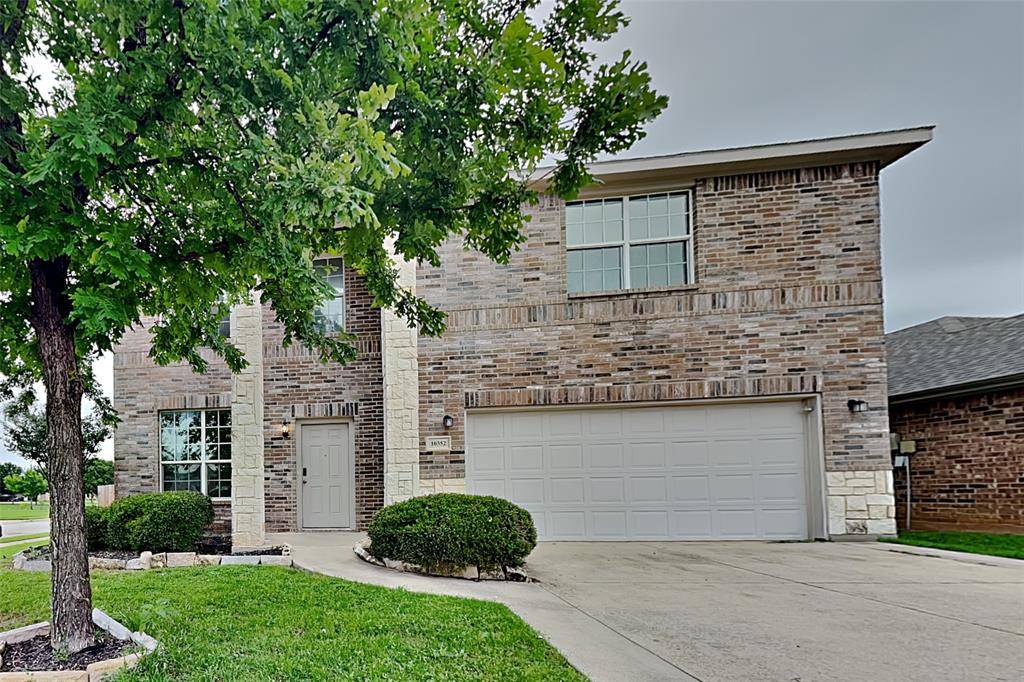 10352 Hidden Ford Drive, Fort Worth, TX 76131