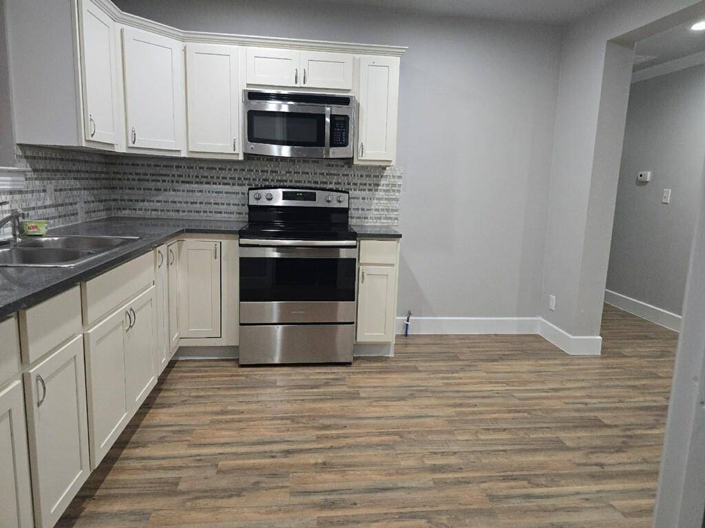 621 E 8th Street, Bonham, TX 75418