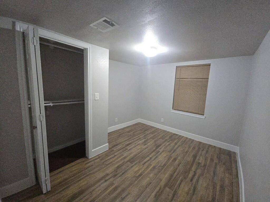 621 E 8th Street, Bonham, TX 75418
