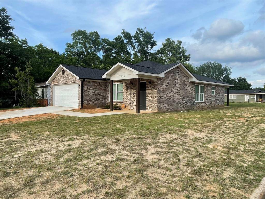 926 S Academy Avenue, Tyler, TX 75701