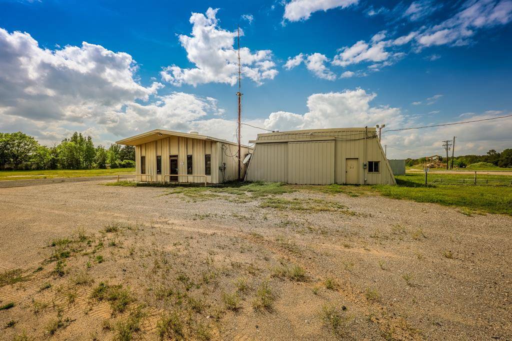 2617 ST HWY 79, Carthage, TX 75633