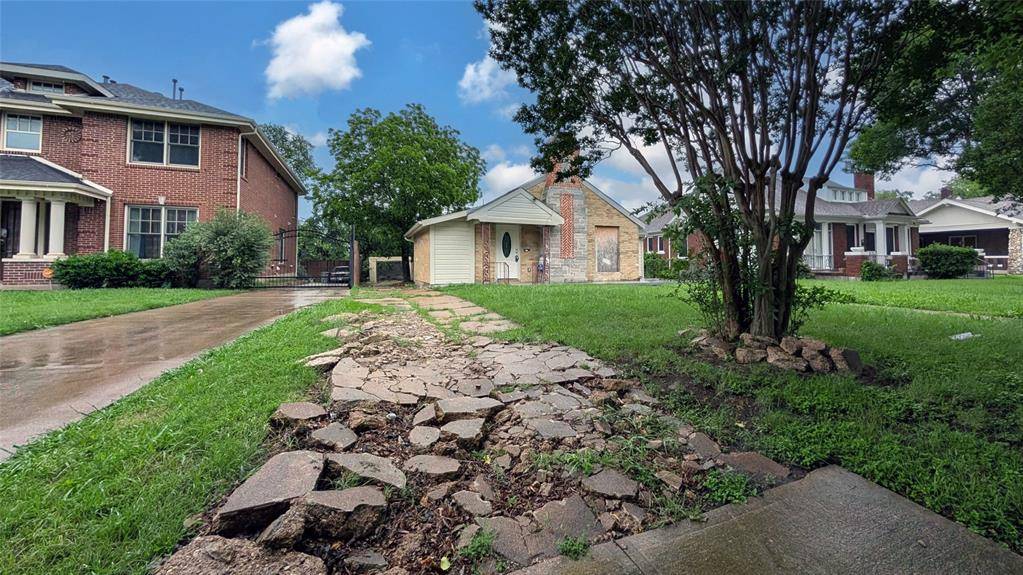 2718 South Boulevard, Dallas, TX 75215