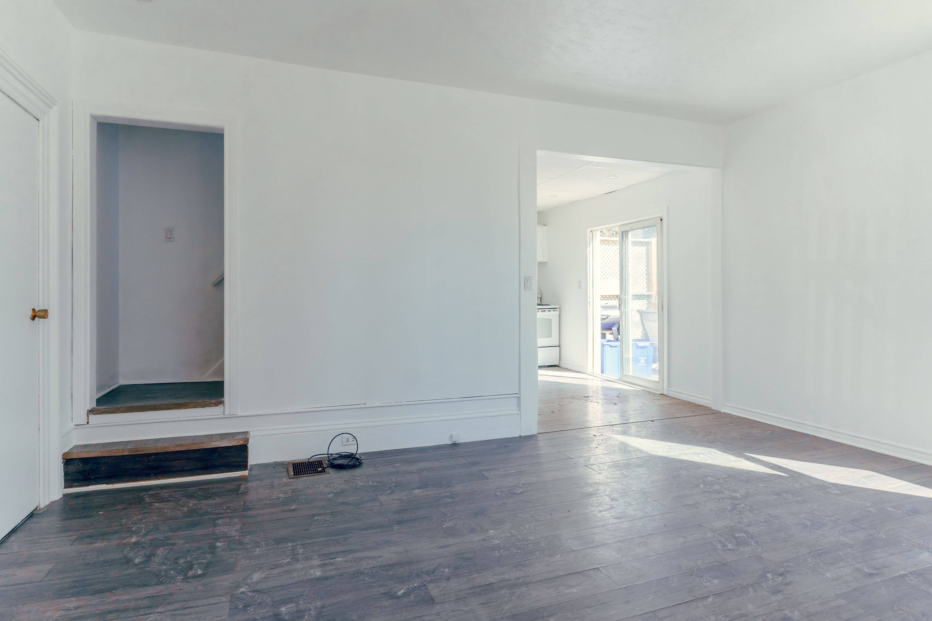252 Columbus RD E, Oshawa, ON L1H 7K4