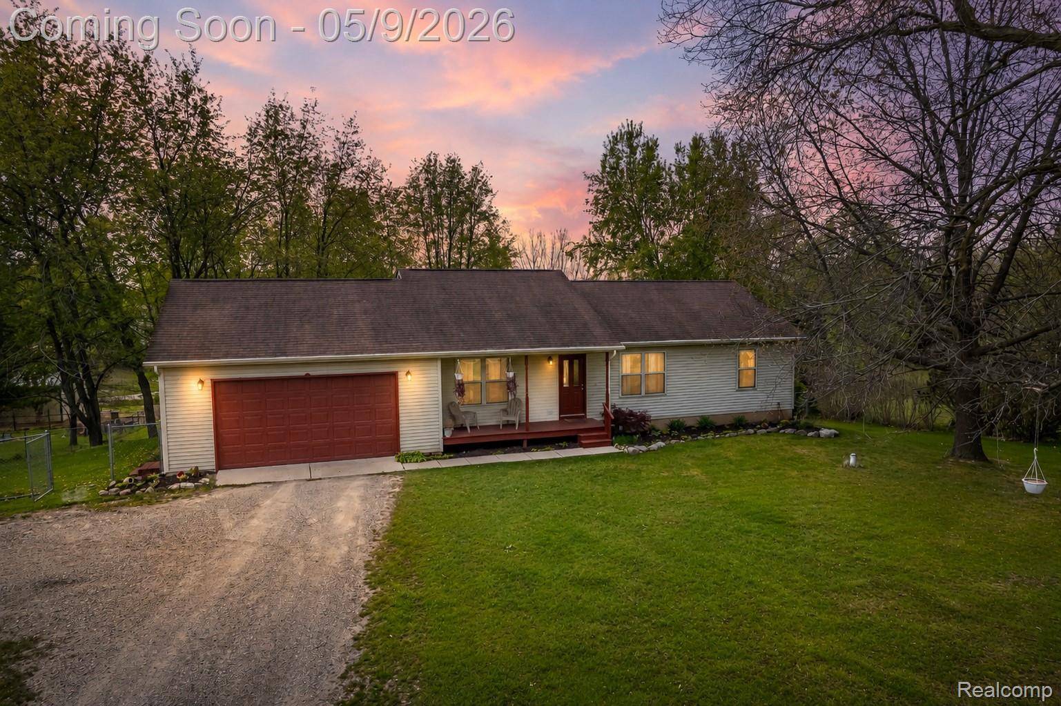 11119 Garrett DR, Handy Township, MI 48836
