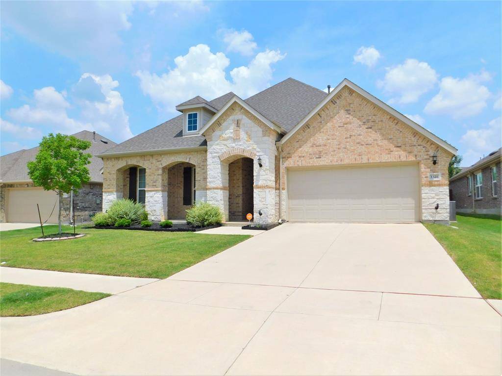 1321 Millican Lane, Aubrey, TX 76227