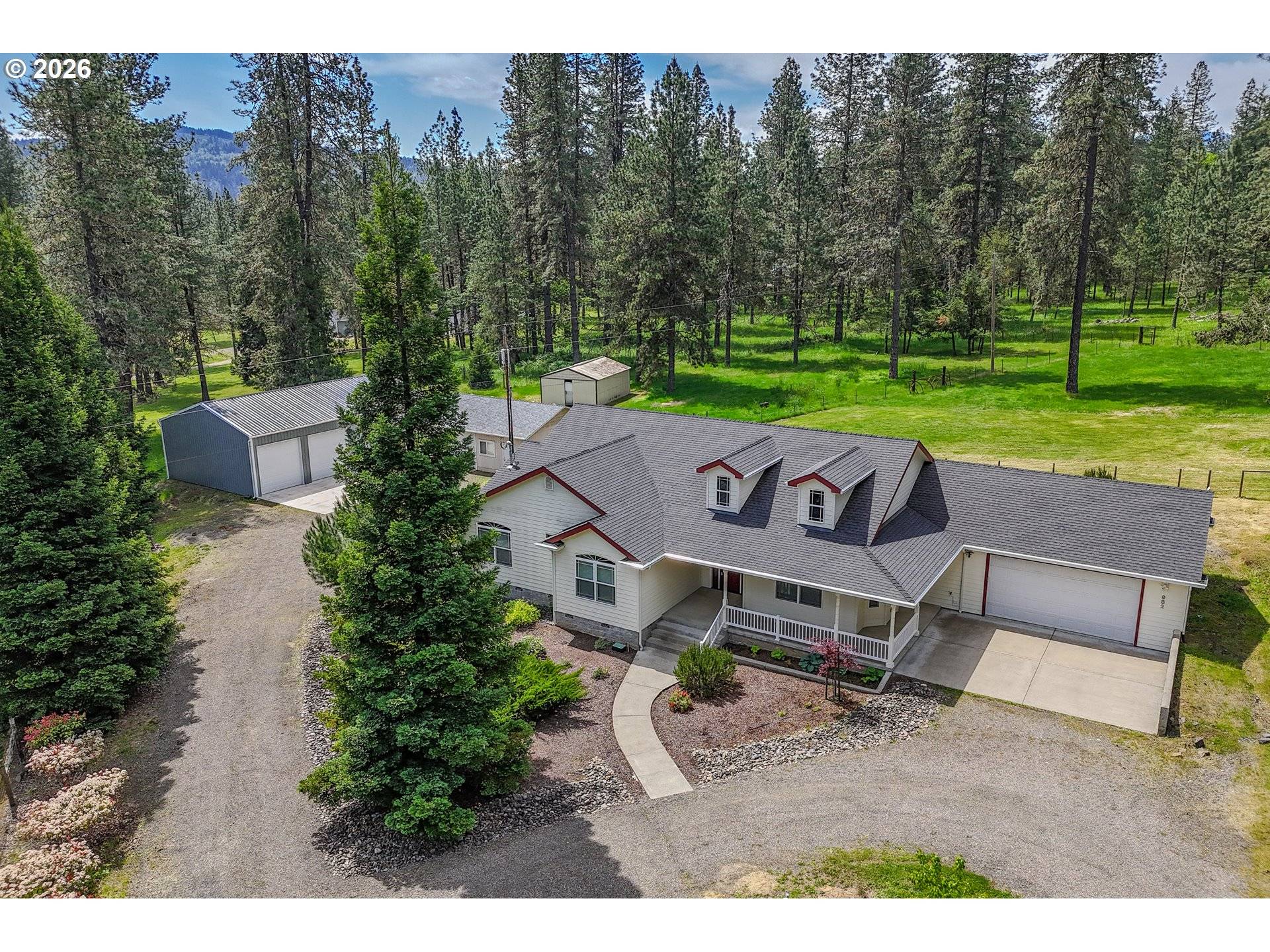 982 DOERNER RD, Roseburg, OR 97471