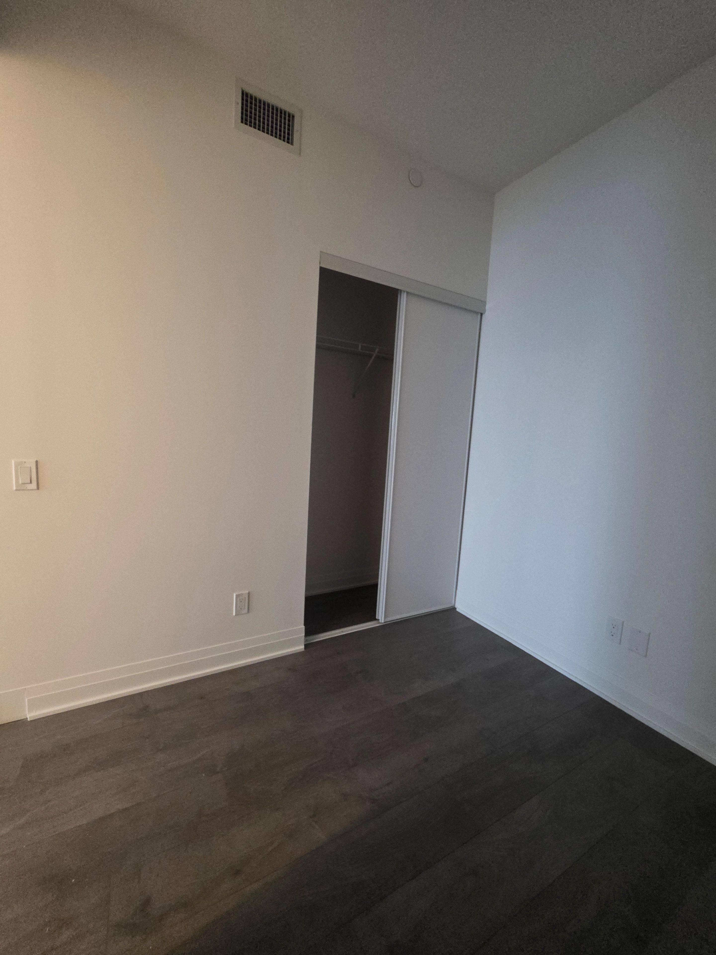 4015 The Exchange N/A #5706, Mississauga, ON L5B 0N9