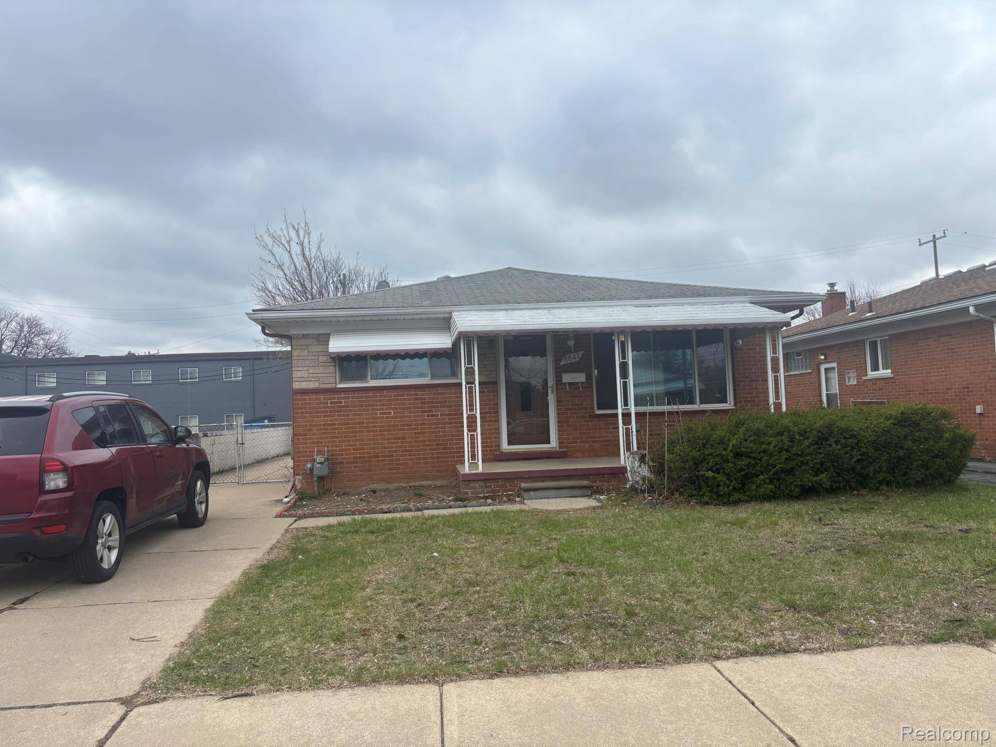 8847 WOODBINE, Redford Charter Township, MI 48239