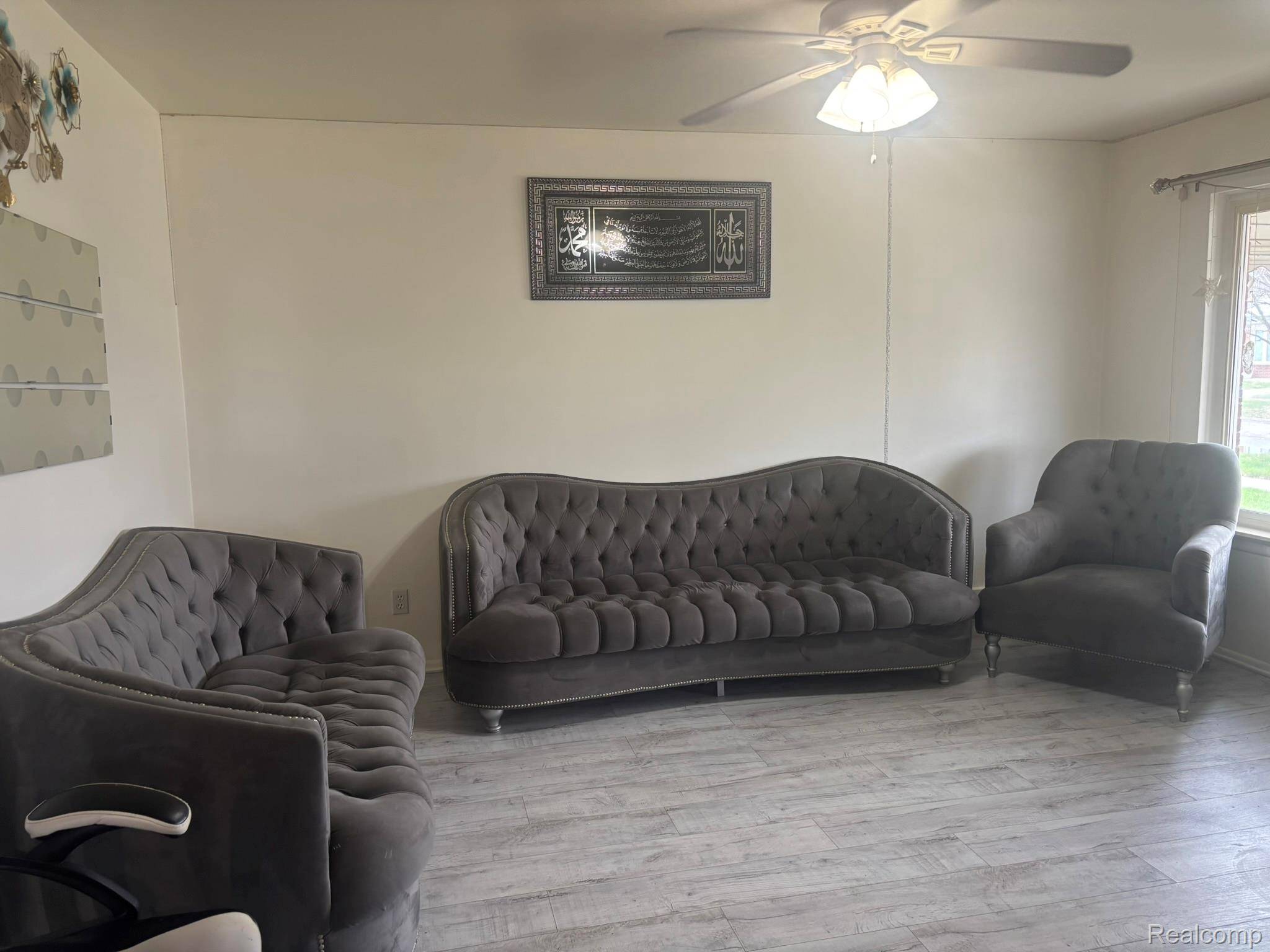 8847 WOODBINE, Redford Charter Township, MI 48239