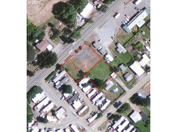 1030 N OLD PACIFIC HWY, Myrtle Creek, OR 97457