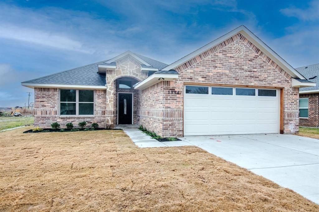 1334 Wyatt Street, Waxahachie, TX 75165